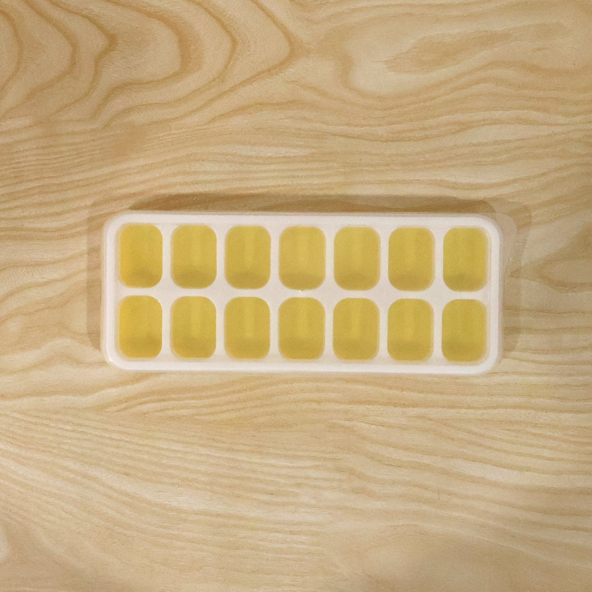 Ice Cube Tray with Spill-Proof Lid – Effortless Ice Making – view 10