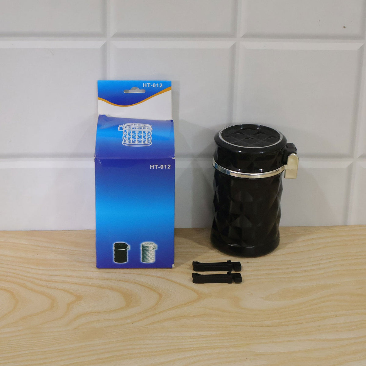 Car Cupholder Ashtray – LED Light, Lid & Portable Bin – view 11