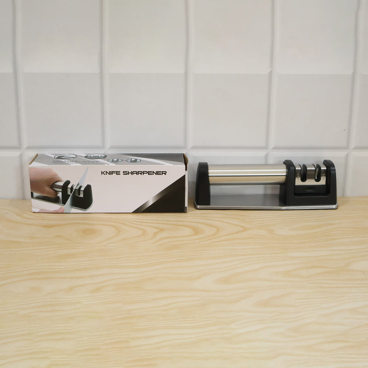 Two Stage Manual Knife Sharpener with Coarse and Fine Slots – view 9