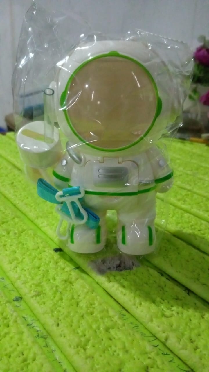 Kids Astronaut Water Bottle – Fun Sipper with Straw & Strap – view 8