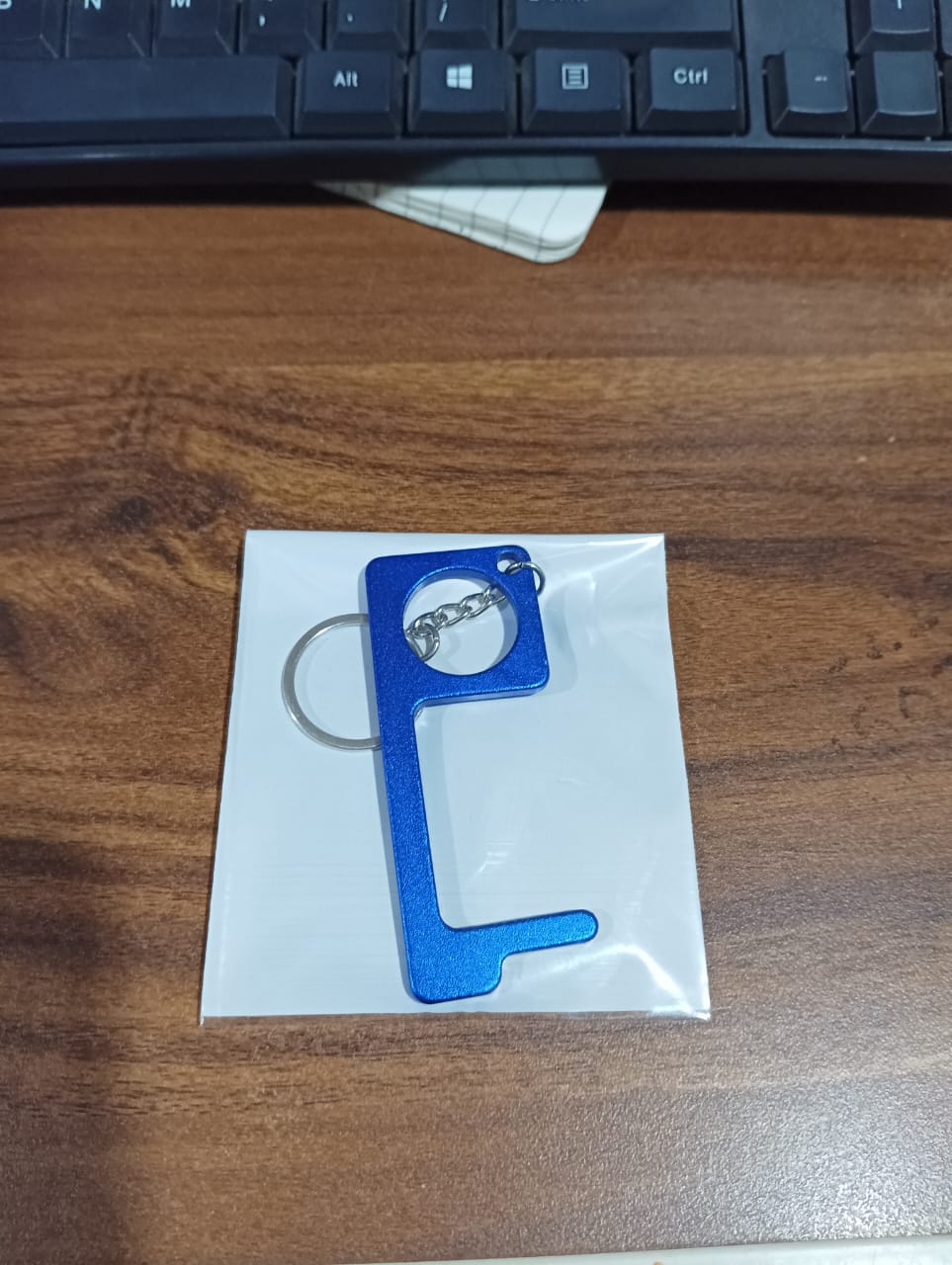 Safe Touch Tool Keychain – Metal Door Opener – view 7