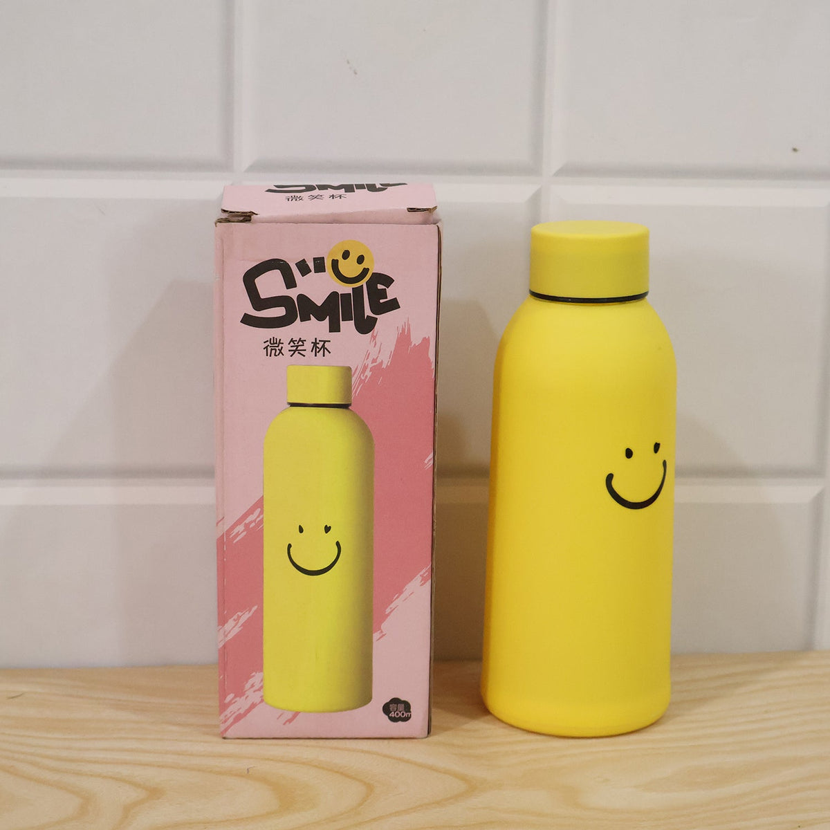 400 ml Smiley Face Glass Water Bottle with Silicone Sleeve – view 9