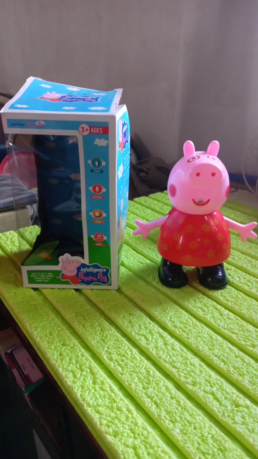 Pig Pretend Play Toy – Movable Soft Rubber Figure – view 8