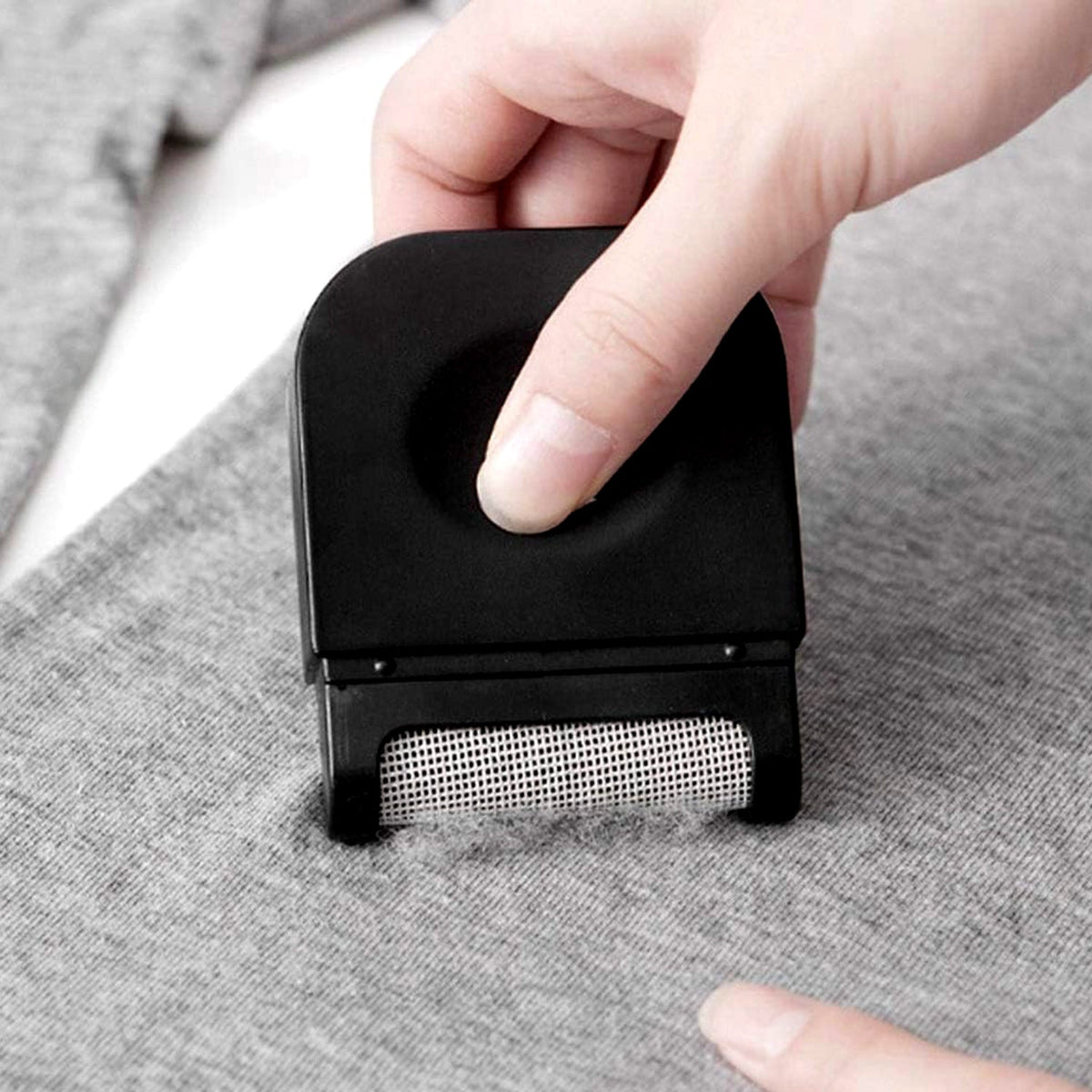 Portable Lint Remover – Fabric Shaver for Clothes & Home – detail view