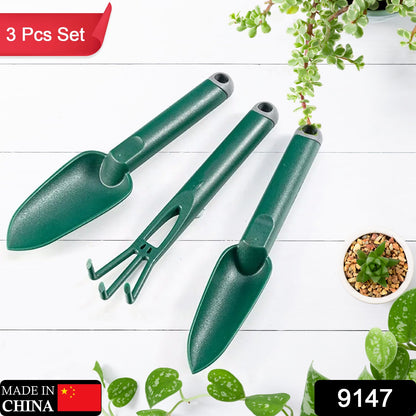 Heavy Duty Garden Trowel – Essential Planting Tool – side view
