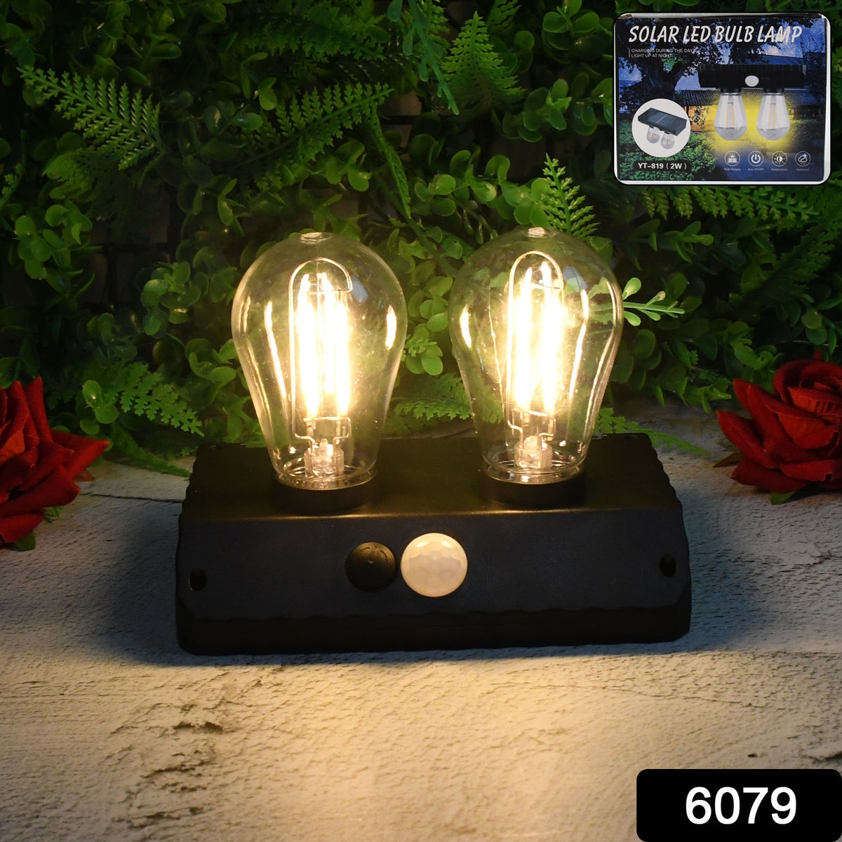 Solar LED Lamp – Double Bulb Outdoor Garden Light – side view