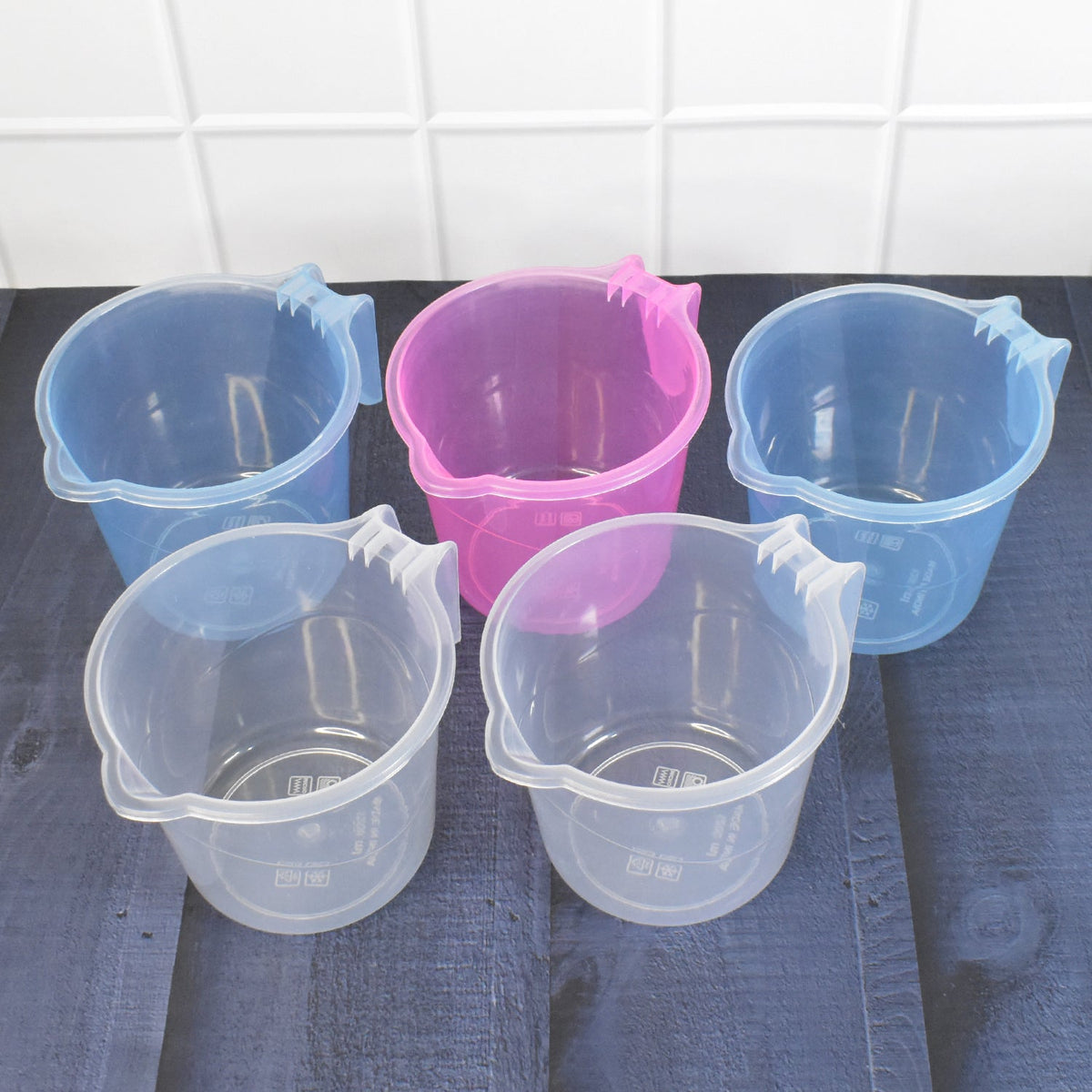 Plastic Bath Mug – 1200ML Transparent Mix Colour (Set of 5) – close-up