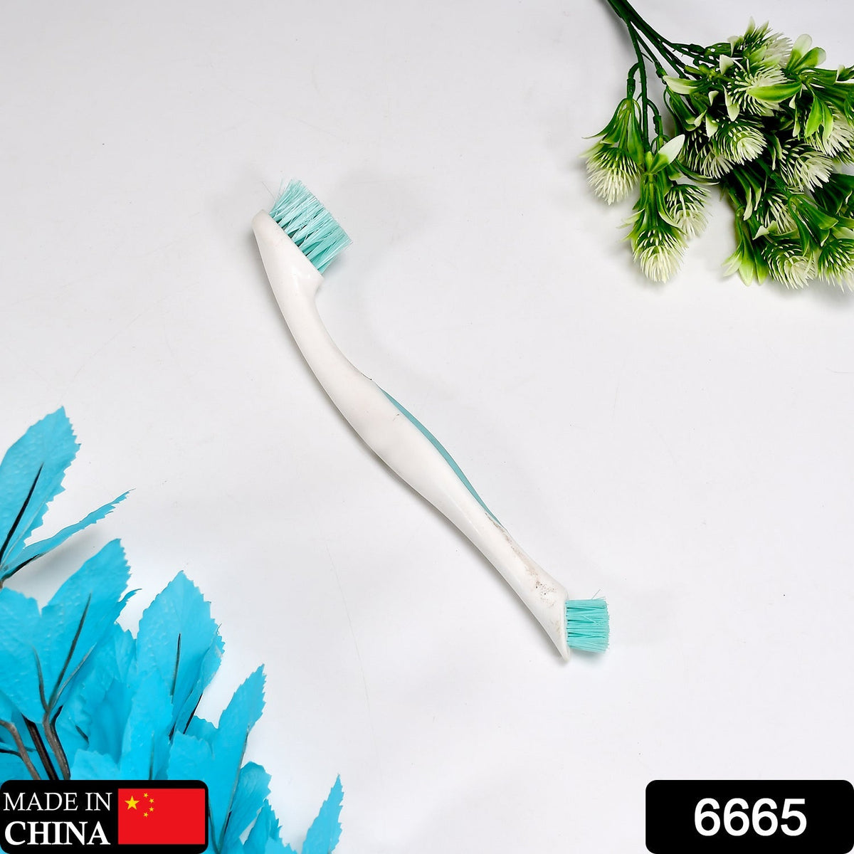 Multipurpose Cleaning Brush – Dual-Sided & Ergonomic – side view