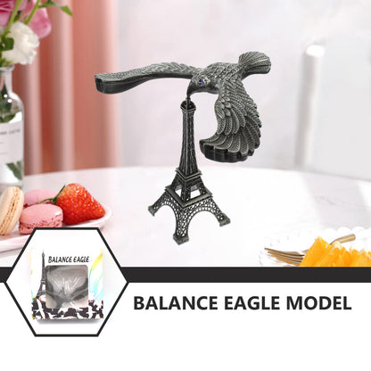 Balancing Eagle Toy – Gravity-Defying Metal Desk Decor – detail view