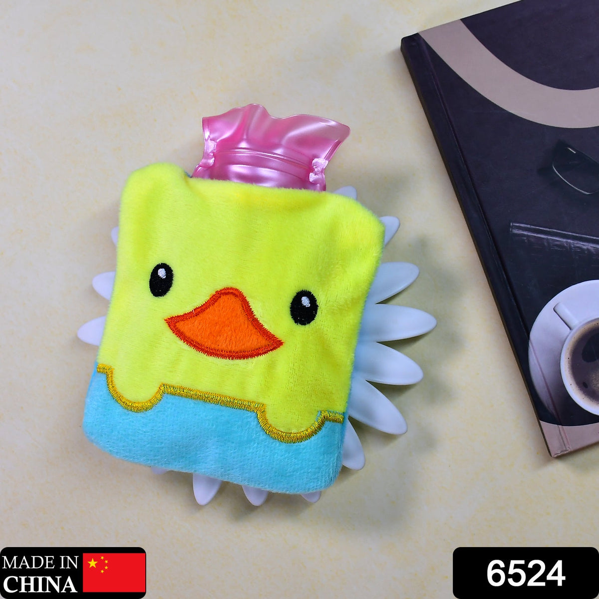 Small Hot Water Bag – Yellow Duck Design for Pain Relief – close-up