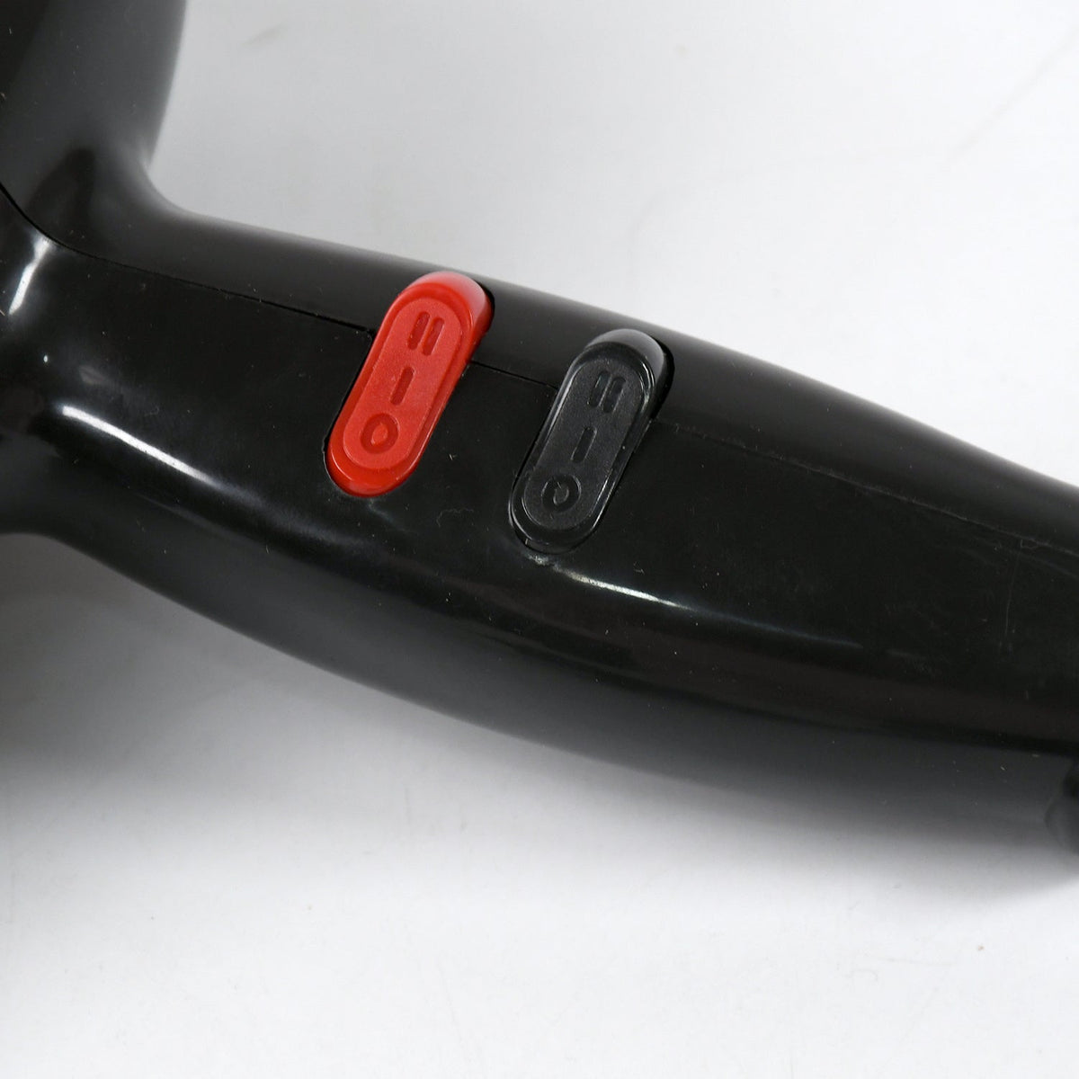 Professional Hair Dryer – 1800W, 3 Heat Settings – detail view