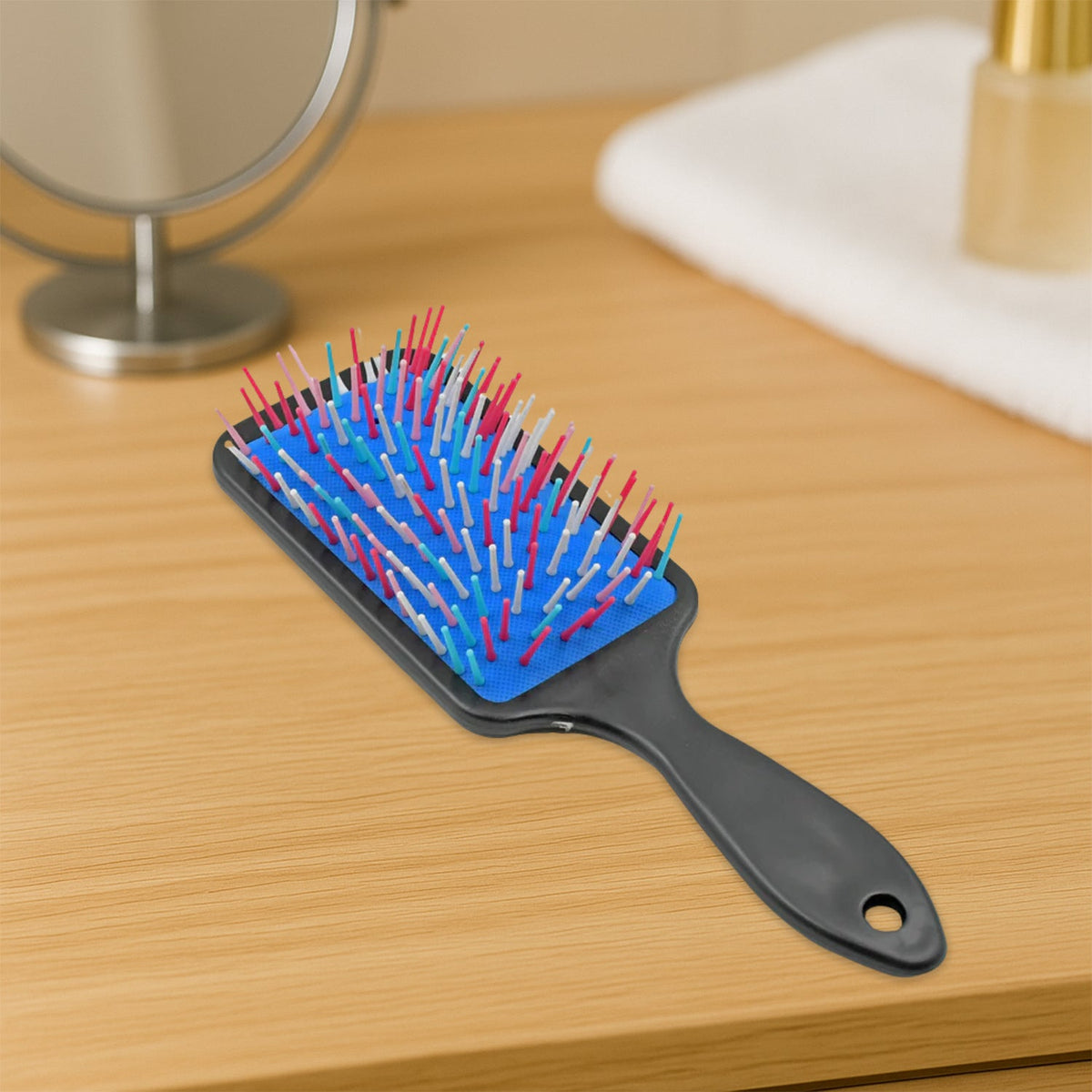 Scalp Massager Comb – Detangling & Hair Growth – close-up