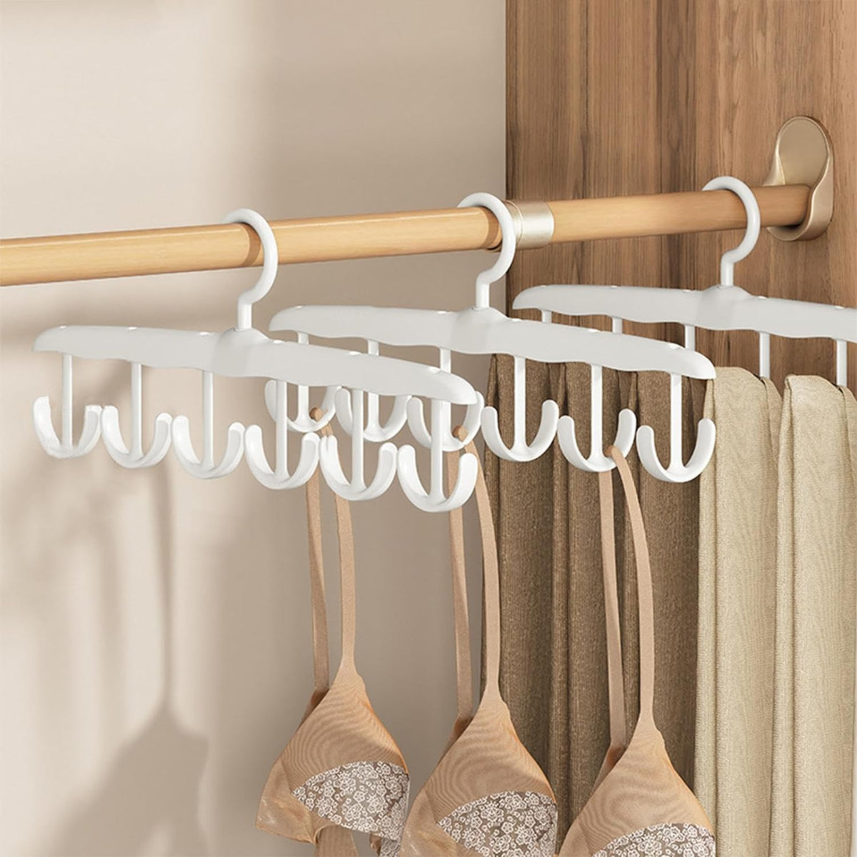 Tank Top Hanger – 12-Hook Rotating Closet Organizer – detail view