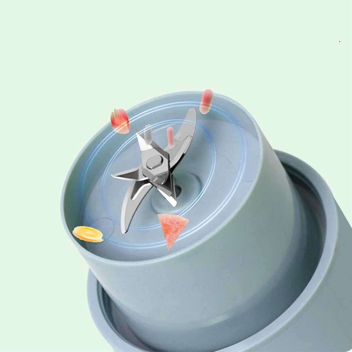 Portable Electric Juicer – USB Rechargeable Blender 500ml – close-up