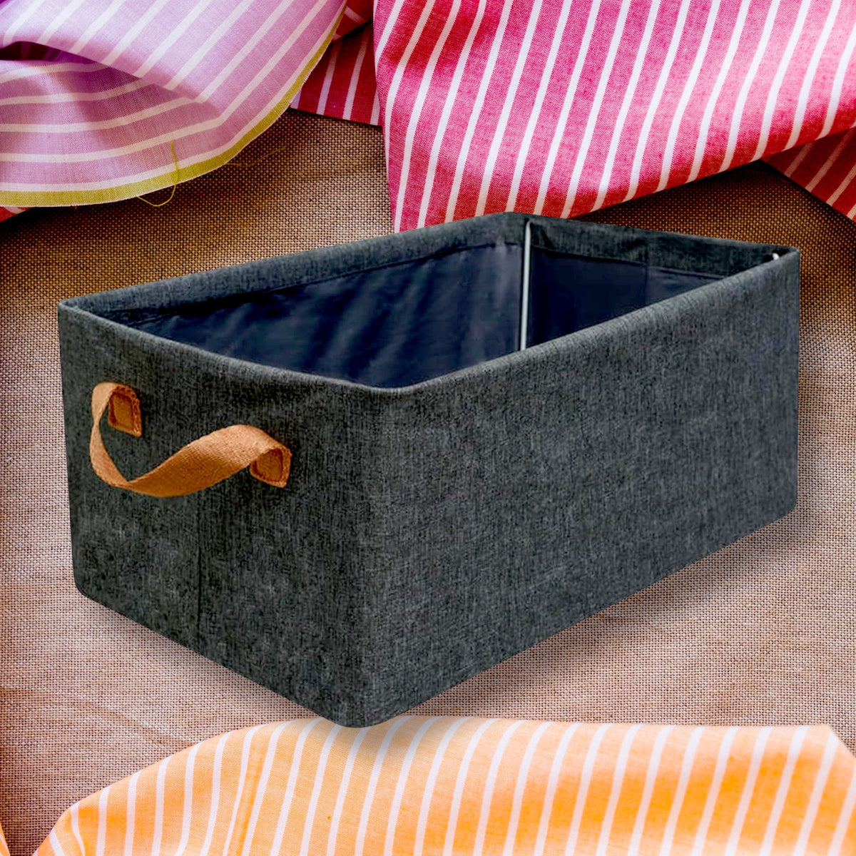 Foldable Storage Box – 46.5 cm Cotton Linen Organizer – close-up