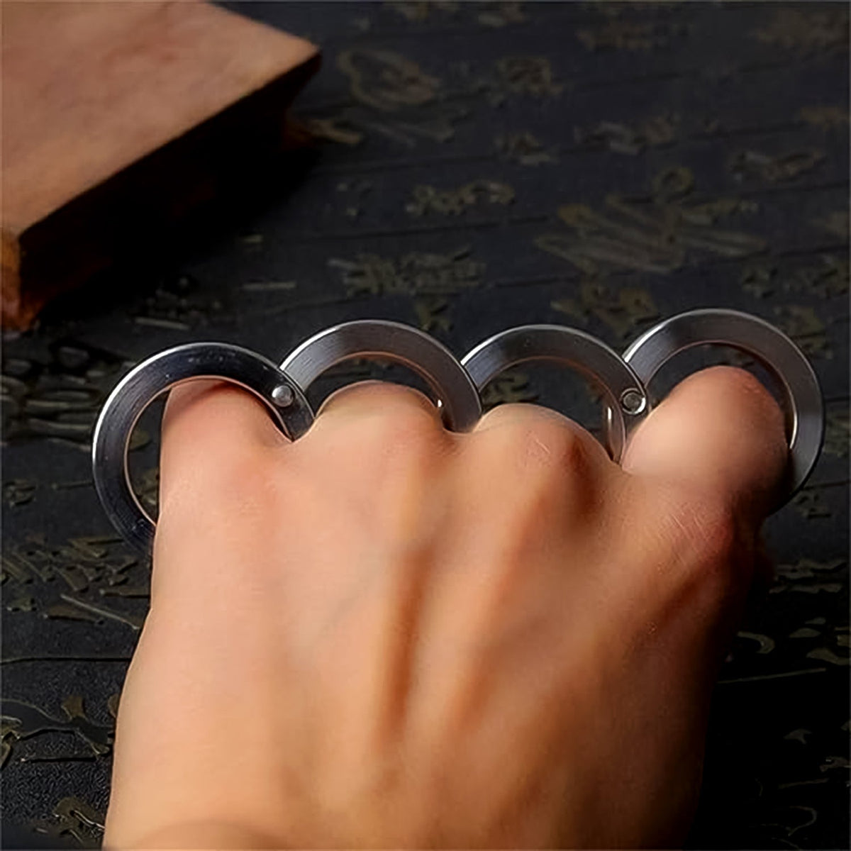 Fidget Ring – Portable 4-Finger Rotating Stainless Steel – close-up