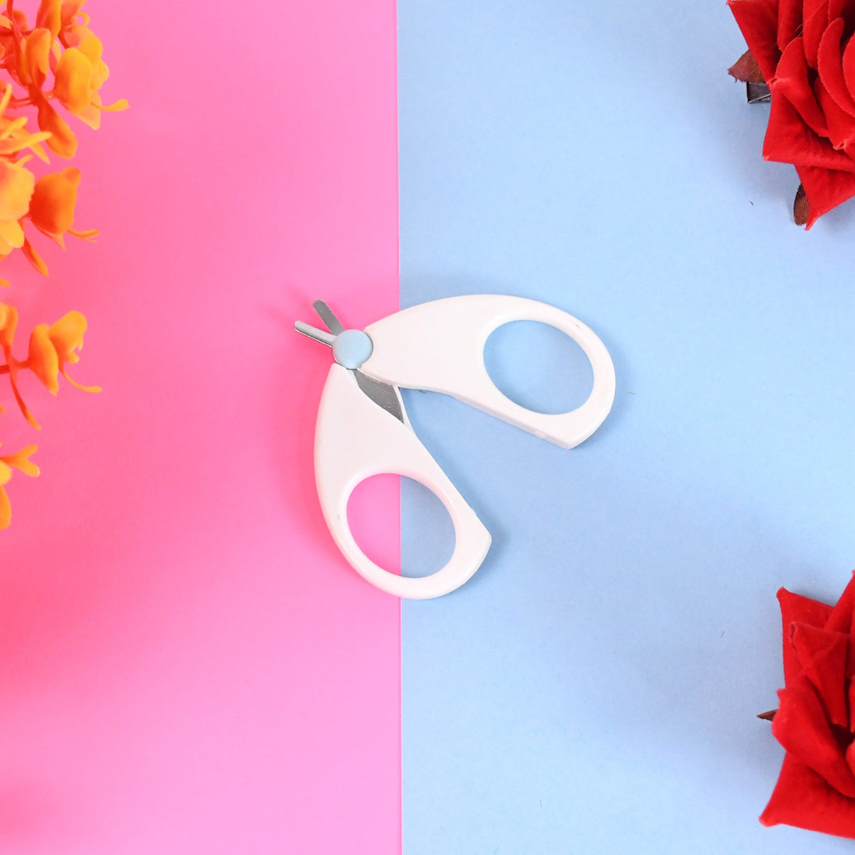 Baby Safety Nail Cutter Scissors – Gentle, Precise Clipping – detail view