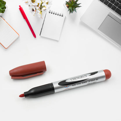 Maroon Permanent Marker – 10 pc set – close-up