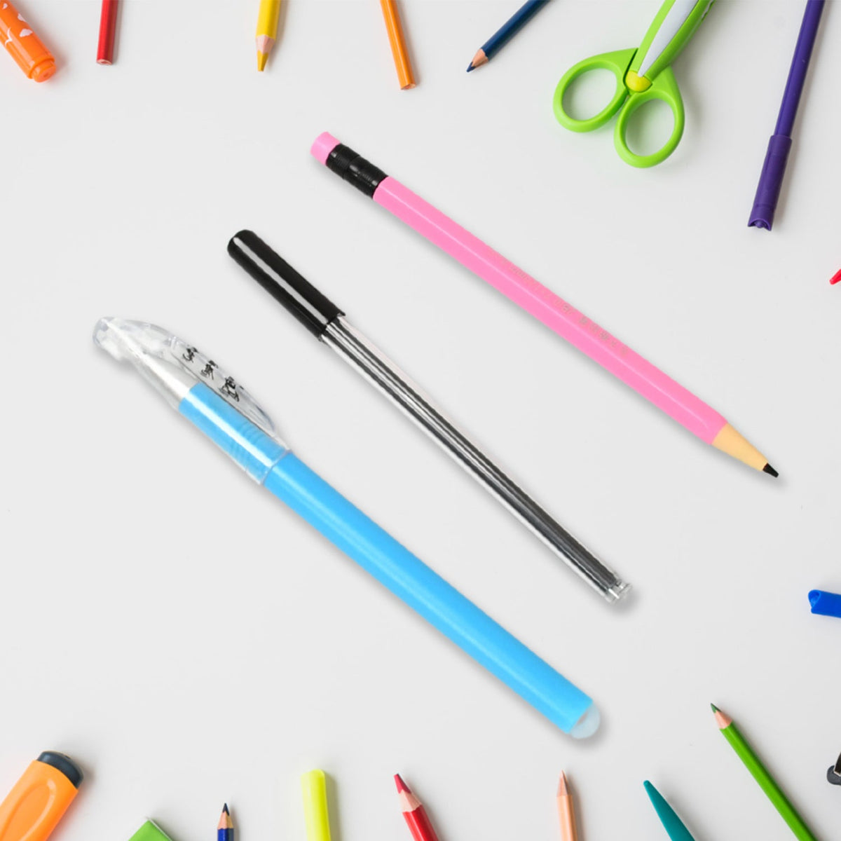 Auto-Feeding Mechanical Pencil – No Clicks, No Breaks – close-up