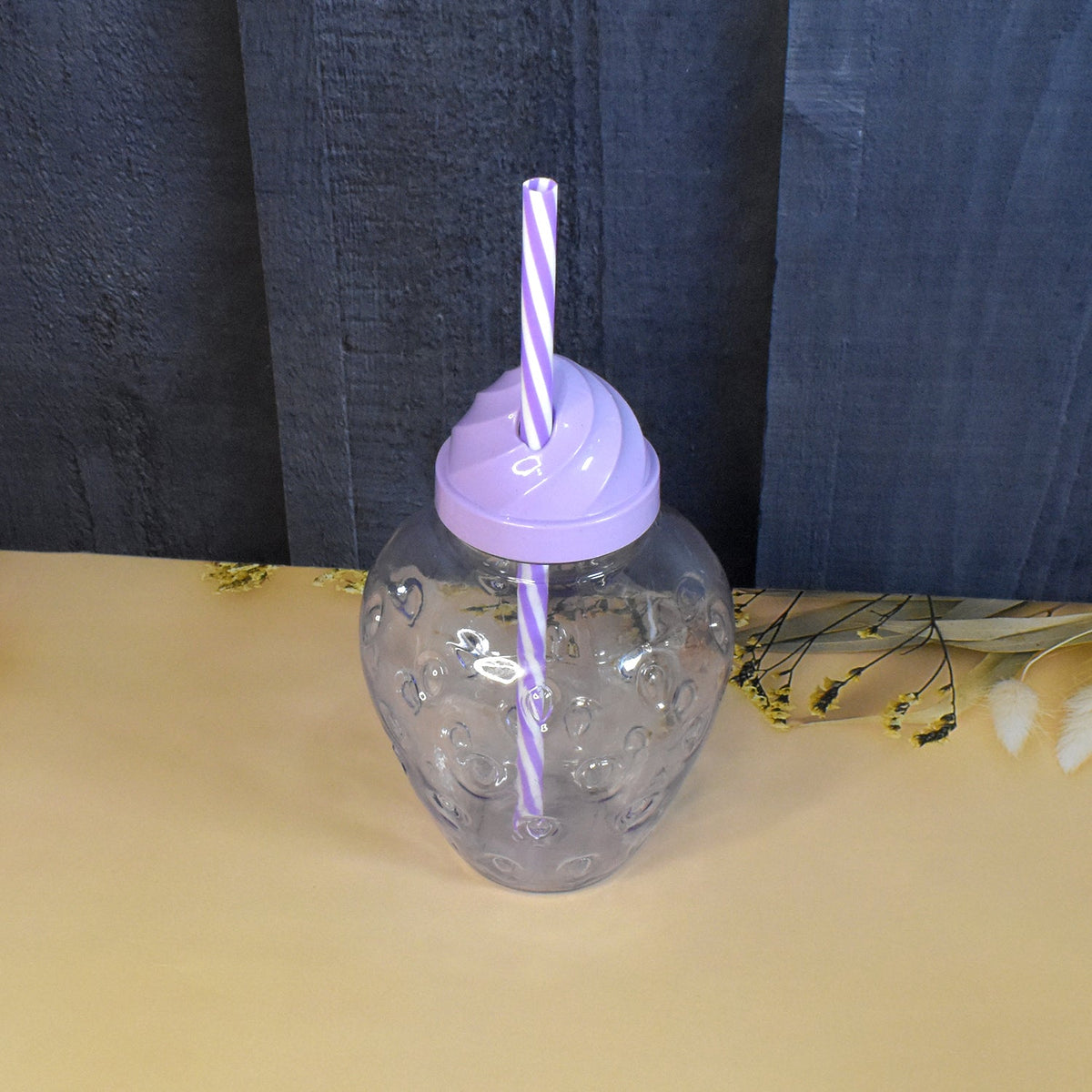 BPA-Free Plastic Drinking Cup – Durable & Portable – close-up