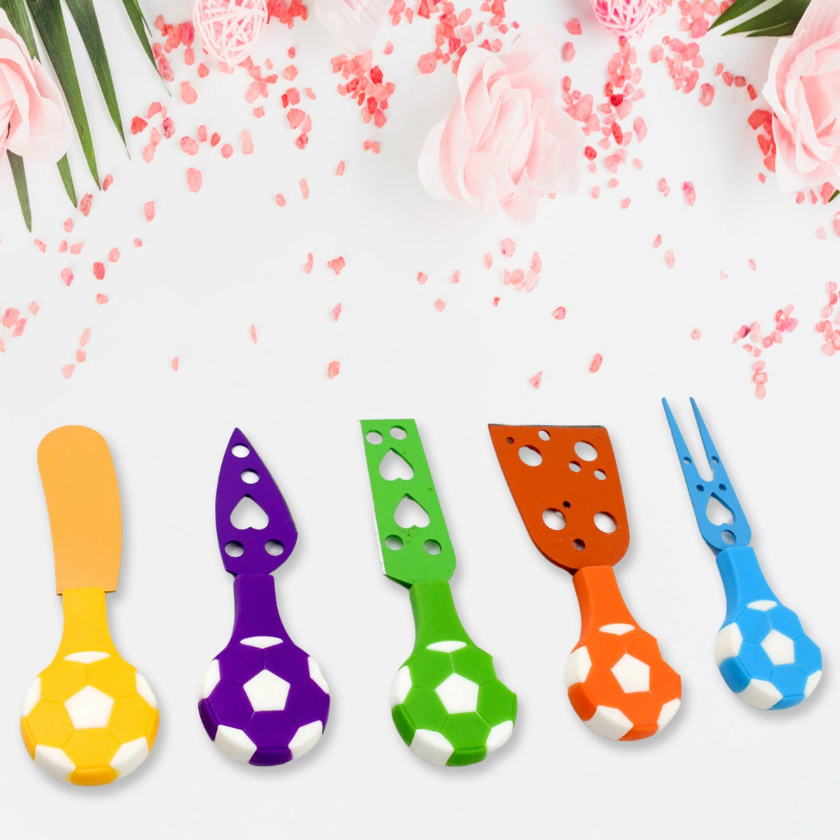 Cheese Knife set – Stainless Steel Football Theme (5 Pcs) – detail view