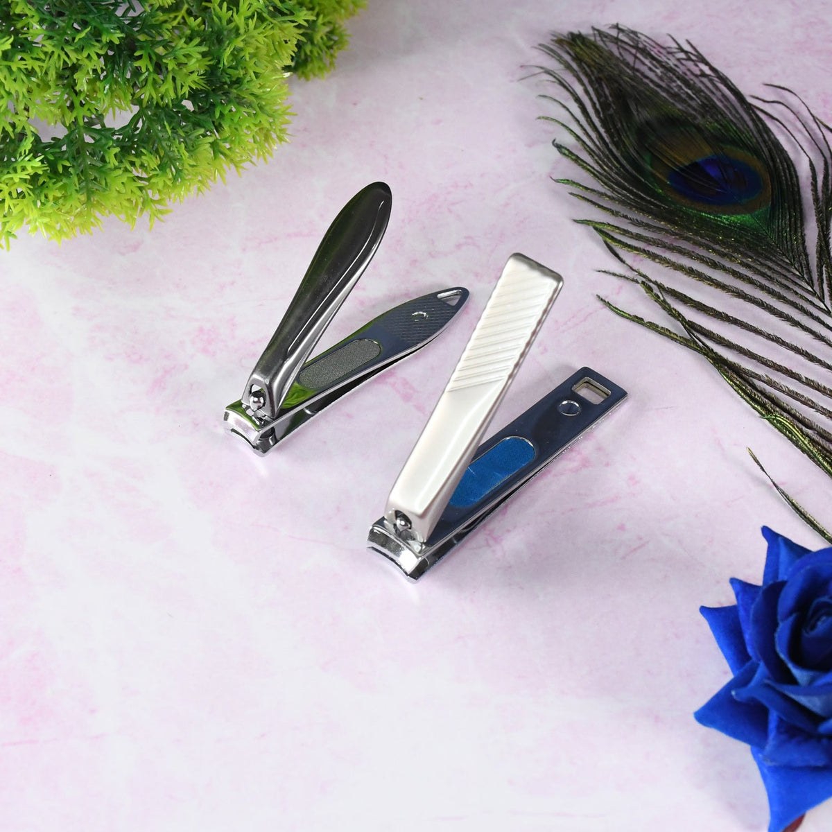 Folding Nail Clippers – Stainless Steel with File – close-up