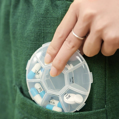 7-Sided Portable Pill Box – Compact Weekly Medicine – close-up