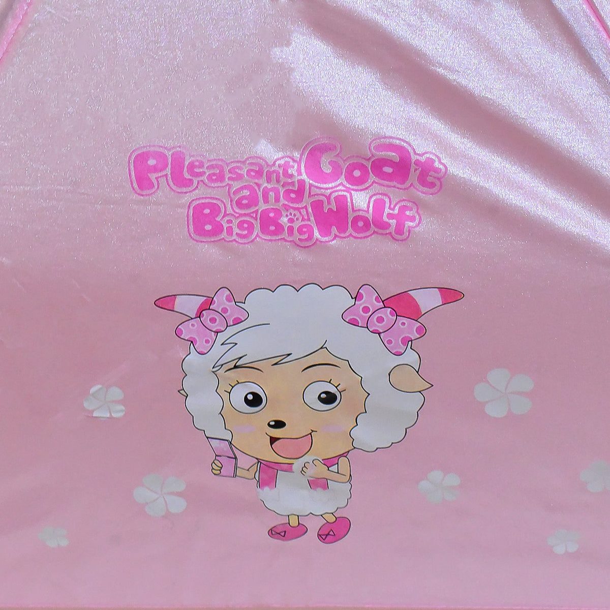 Cartoon Umbrella – UV Protection & Foldable Travel Design – close-up