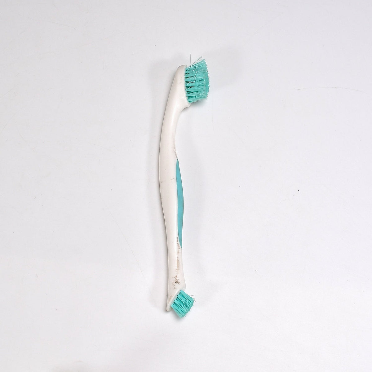 Multipurpose Cleaning Brush – Dual-Sided & Ergonomic – alternate view