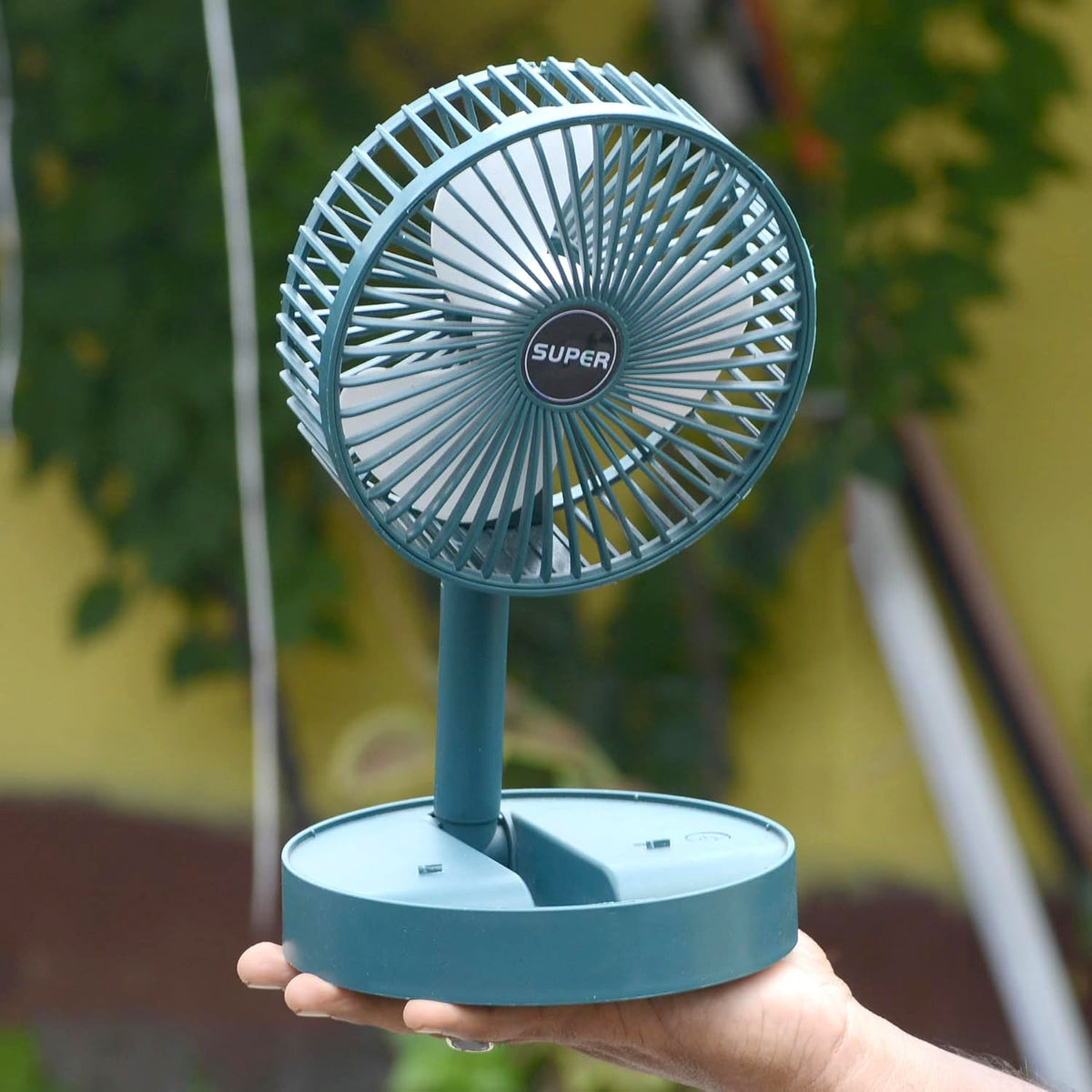 Portable Desktop Fan – Adjustable, Silent, Foldable – close-up