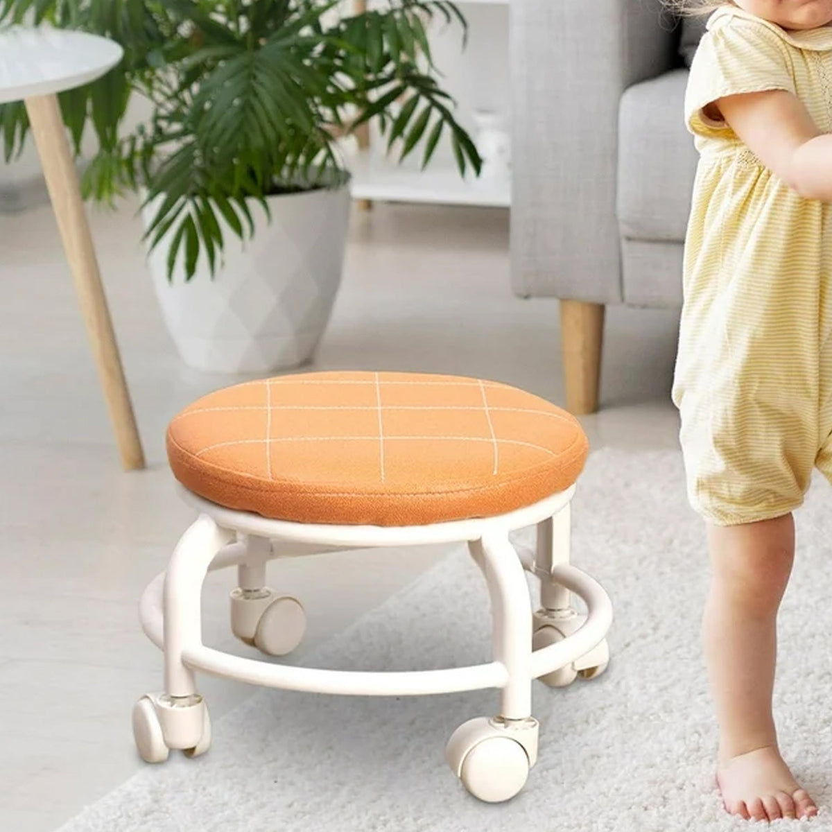 Low Height Rolling Stool – Multifunctional Plastic Seat – close-up