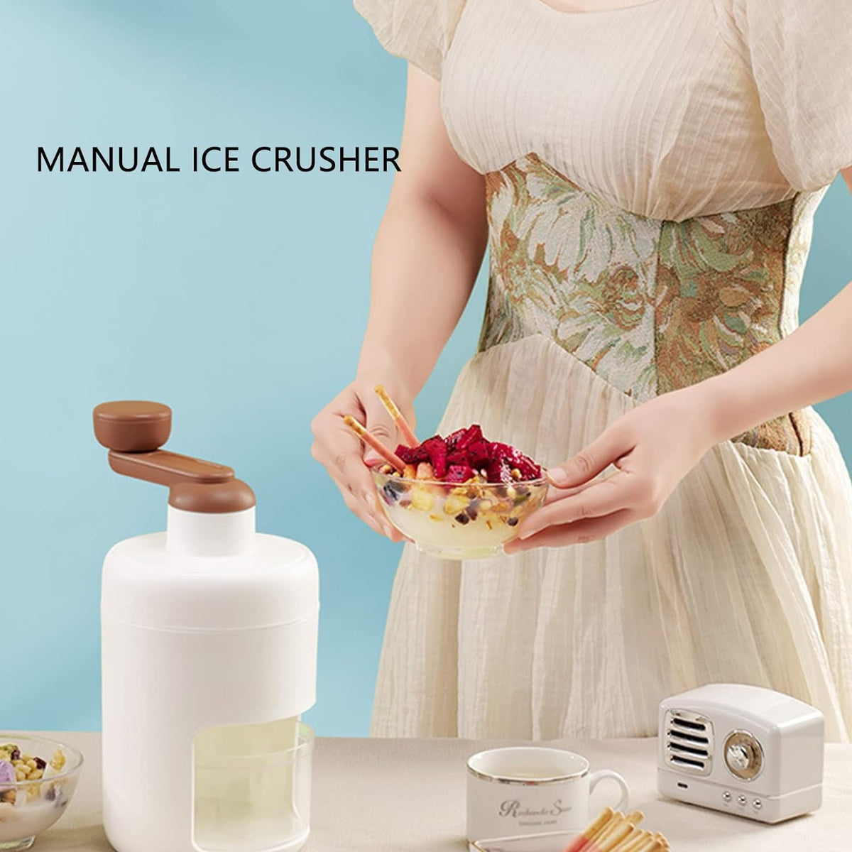 Portable Gola Maker – Manual Shaved Ice Machine – close-up