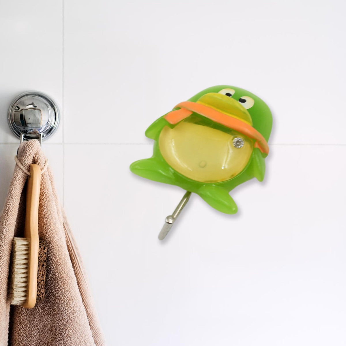 Self-Adhesive Wall Hooks – Multipurpose Frog Design – detail view