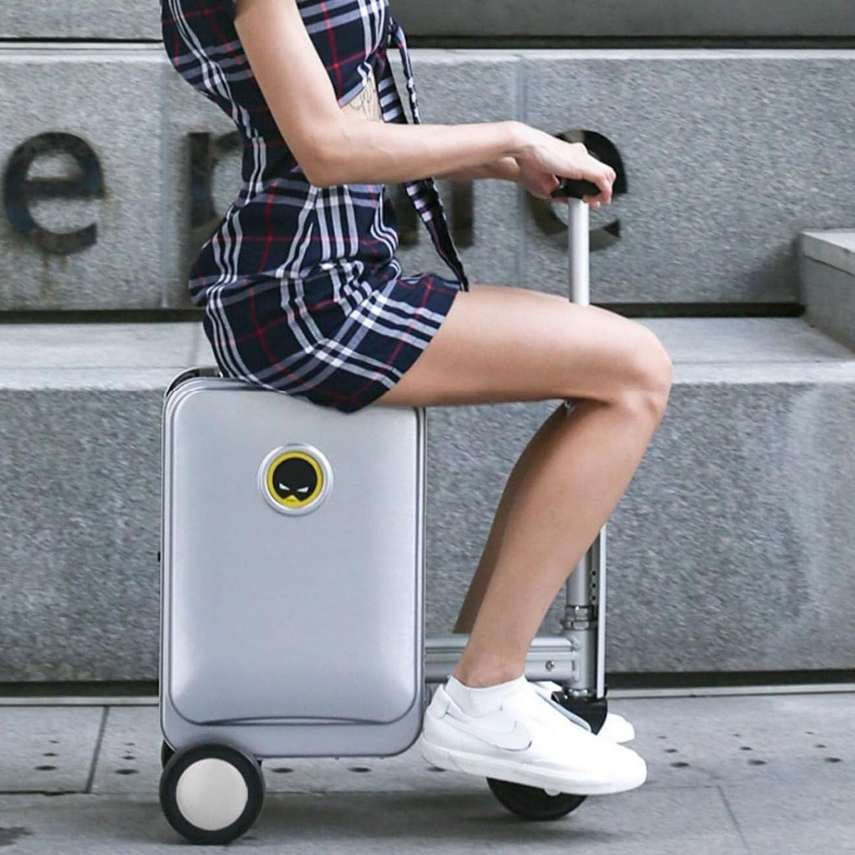 Electric Scooter Suitcase – Rideable Smart Luggage
