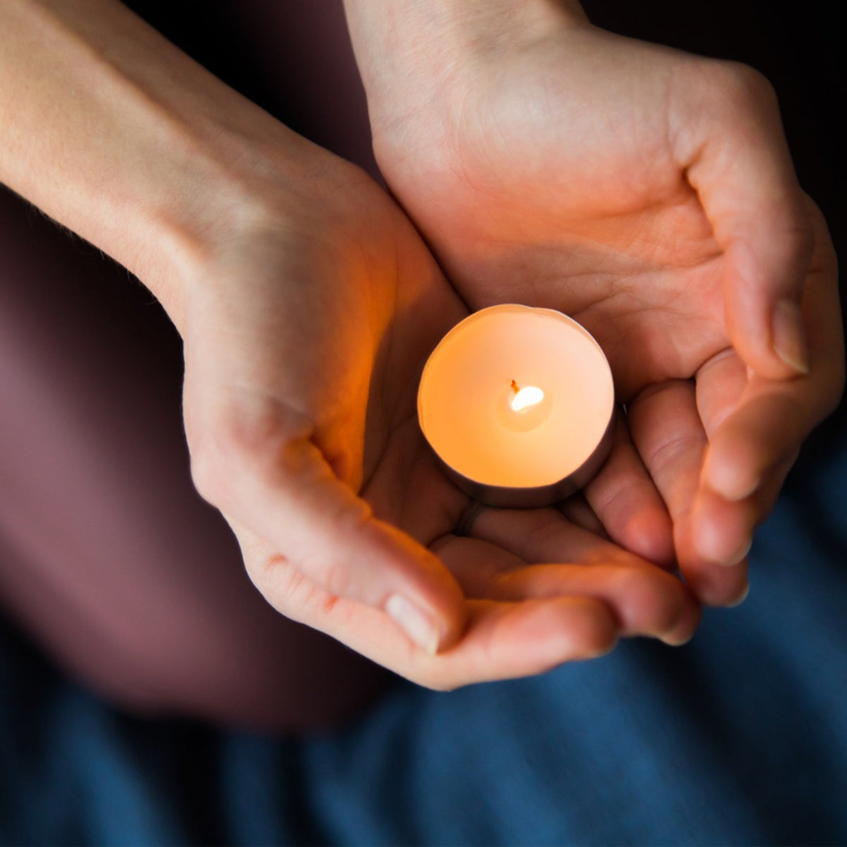 Rose Tealight Candles – Scented Floating Pack of 10 – view 7