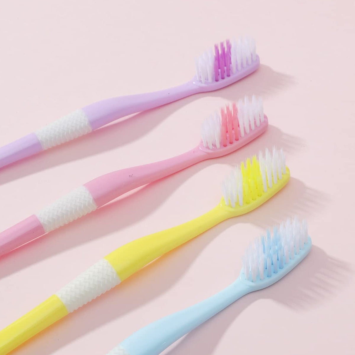 2-in-1 Toothbrush Tongue Scraper – Soft Bristles & 8 pcs – view 7