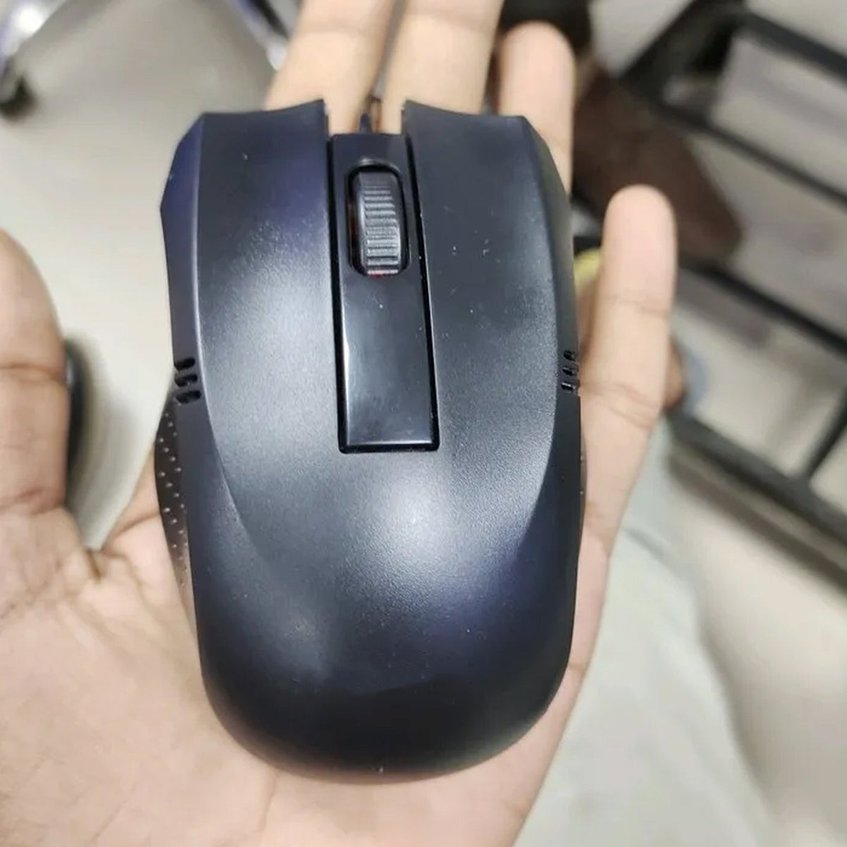 Wired Optical Mouse – Reliable USB for Laptops & pcs – detail view