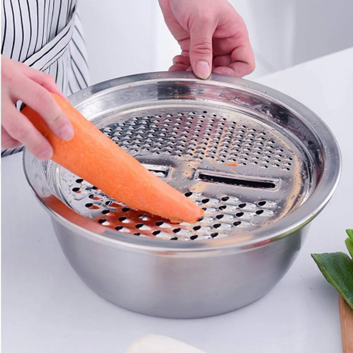 Julienne Grater – 3-in-1 Stainless Steel Salad Maker