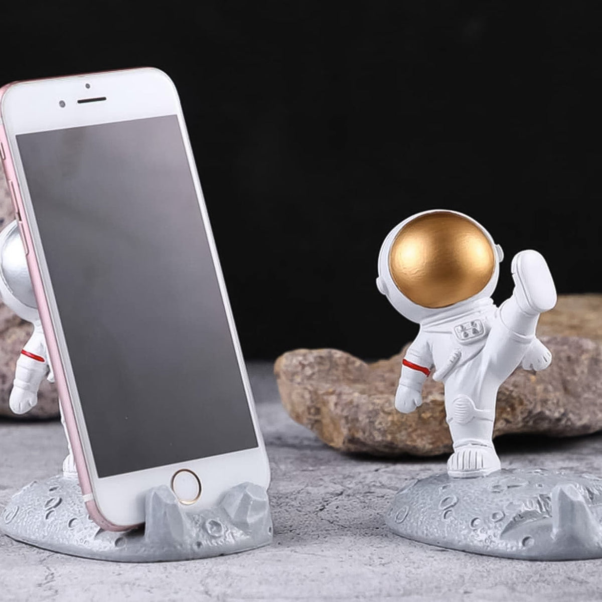 Astronaut Phone Holder – 3D Spaceman Design, Resin – view 7