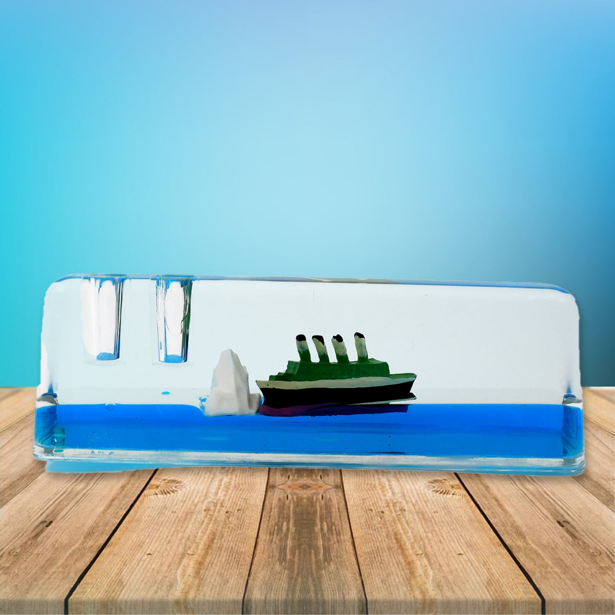 Floating Cruiser Ship Decor – Unsinkable Stress Relief Toy – close-up