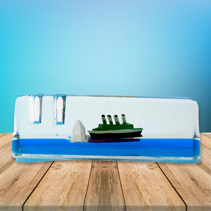 Floating Cruiser Ship Decor – Unsinkable Stress Relief Toy – close-up