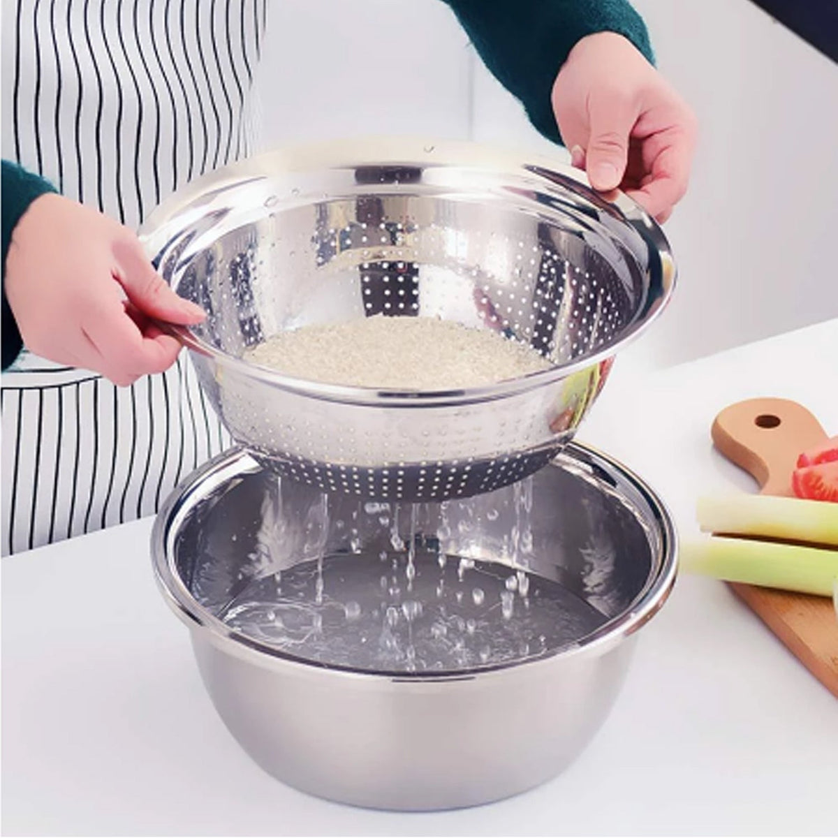 Julienne Grater – 3-in-1 Stainless Steel Salad Maker – close-up