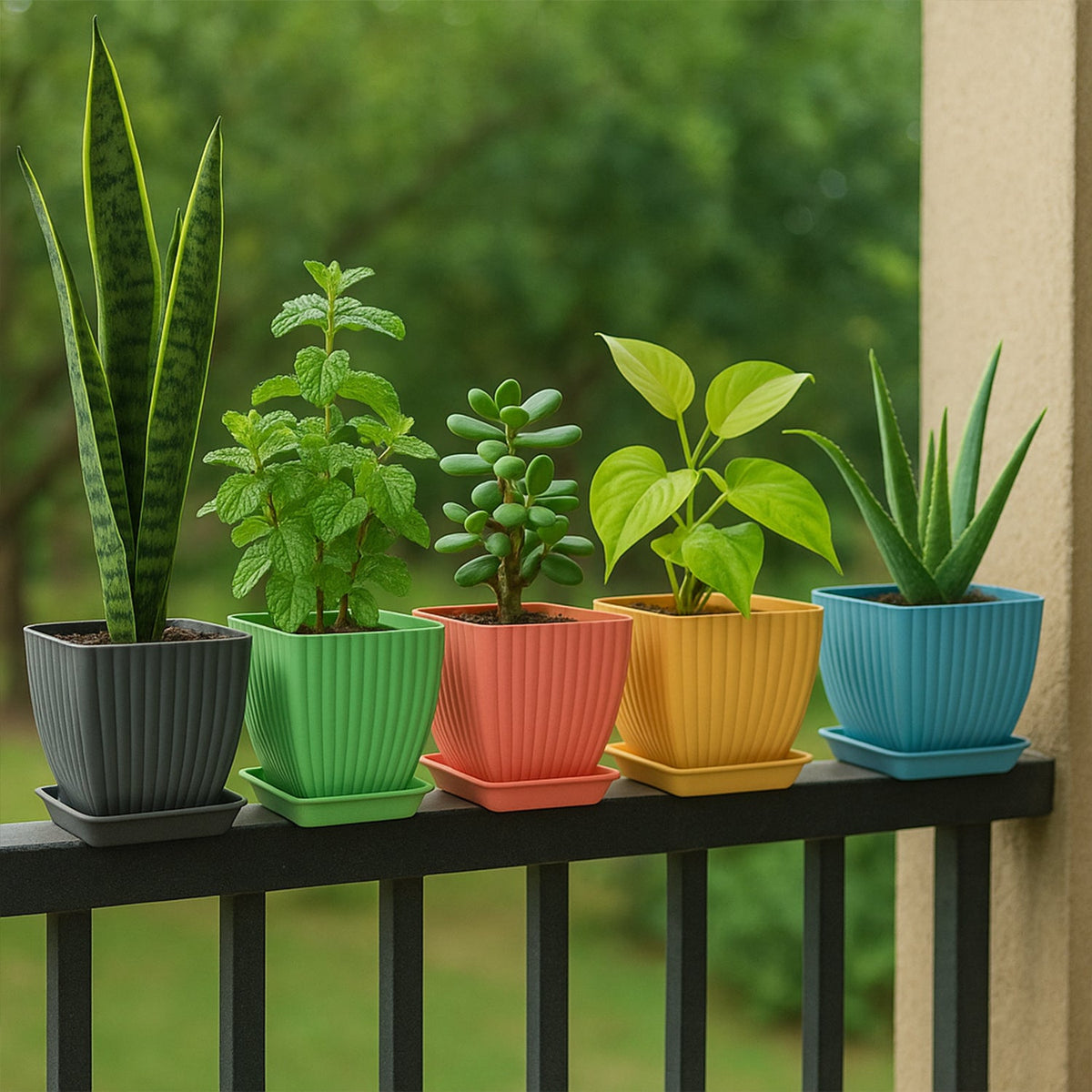Square Plastic Flower Pots set of 5 – Durable Lightweight