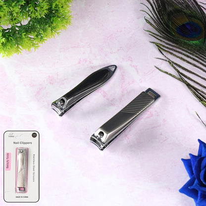 Folding Nail Clippers – Stainless Steel with File – detail view