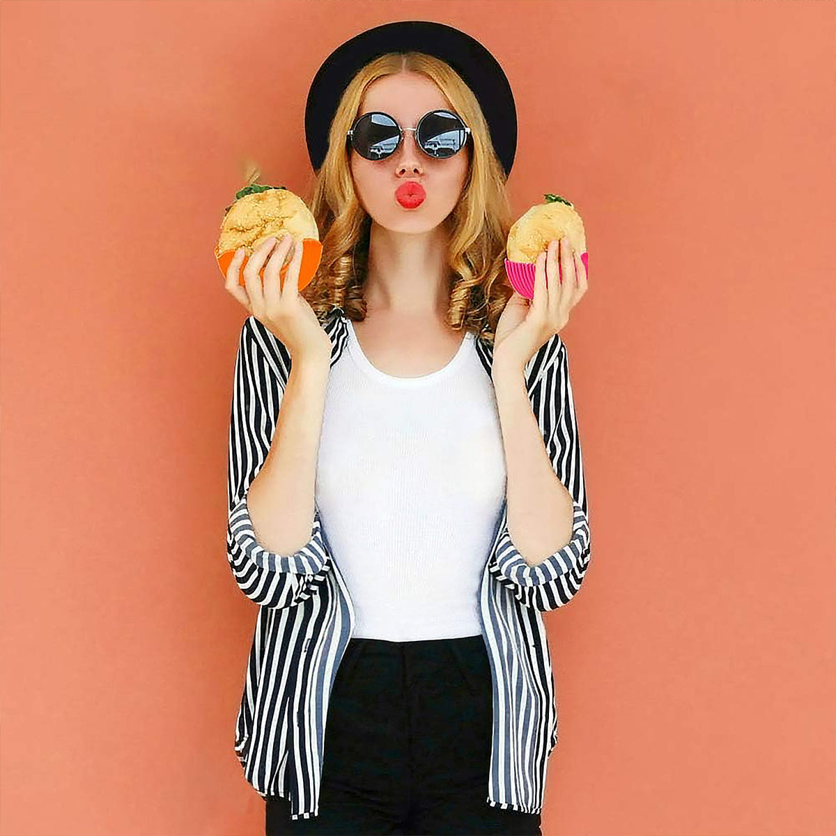 Silicone Burger Holder – Reusable & Mess-Free Snack Grip – view 6