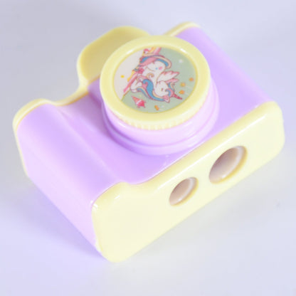 Camera Shaped Pencil Sharpener – Fun & Portable for Kids – detail view