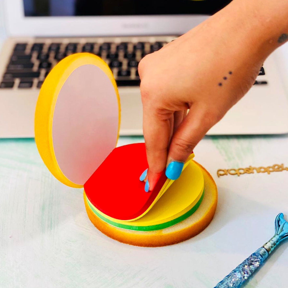 Burger Shaped Sticky Notes – Multicolor Unique Memo Pads – view 11