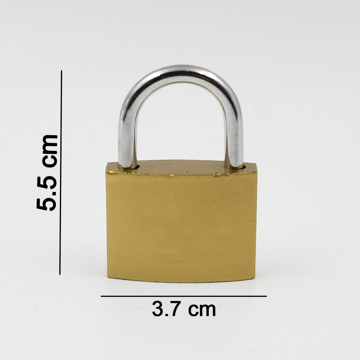 Solid Padlock 38mm – Durable Brass Body, 3 Keys – detail view