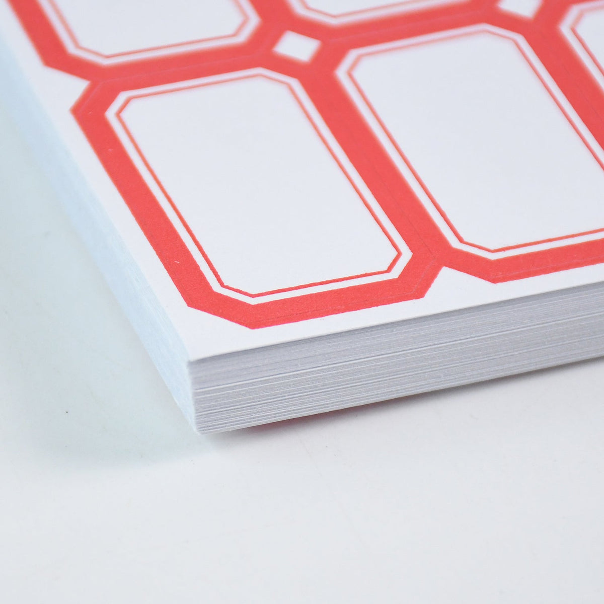 Writable Label Stickers – Easy to Use with Red Border – close-up