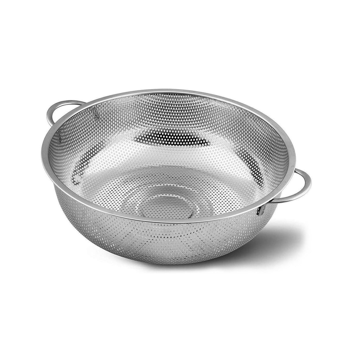 Stainless Steel Colander – Large Mesh Strainer for Kitchen – detail view